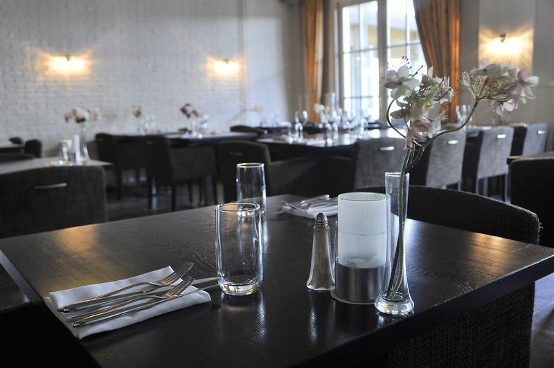 弗莱彻餐厅Victoria-hoenderloo Hotel 4*