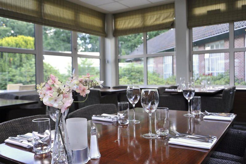 弗莱彻餐厅Victoria-huenderloo 4*hoenderloo